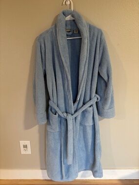 Vintage 1980s plush L.L. Bean Soft Light Blue Cotton Terry Bath Robe with Belt